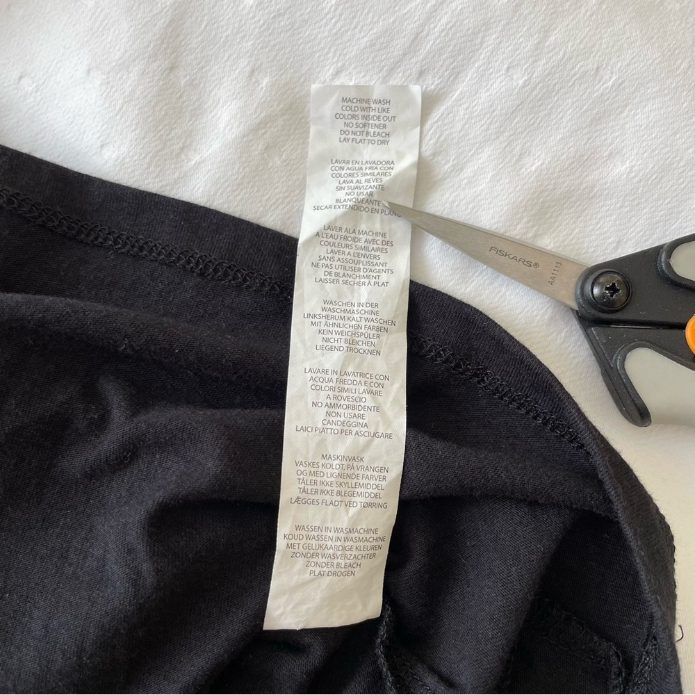 Fabletics Black Short Sleeve T with stripes of solid and see through material - Picture 4 of 9
